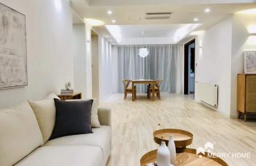 western new decor 3br in Lujiazui Center Palace pudong